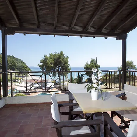 Отель Elani Bay 4*