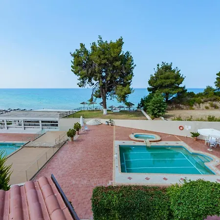 Elani Bay 4* Siviri