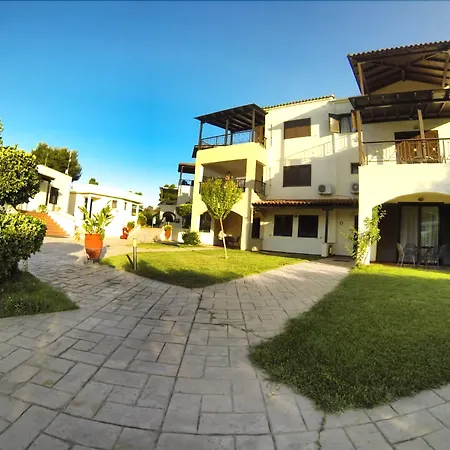 Elani Bay מלון 4*