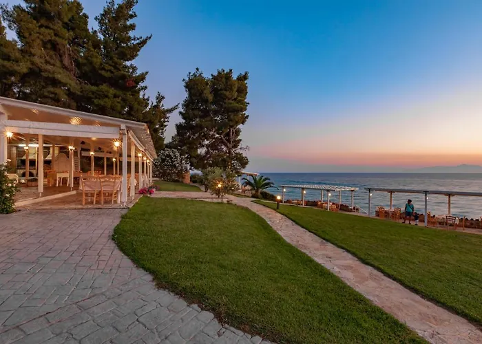 Elani Bay Otel Siviri