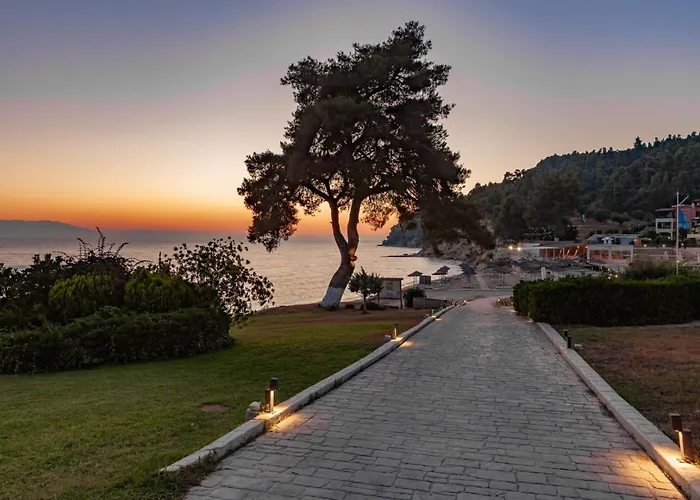 Elani Bay 4* Siviri