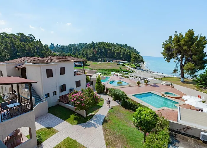 Elani Bay 4* Siviri