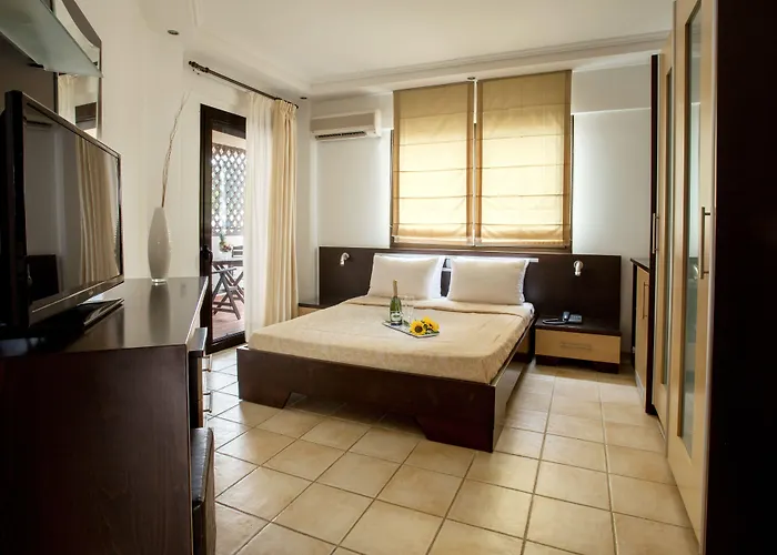 Otel Elani Bay Siviri