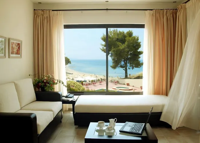 Otel Elani Bay Siviri