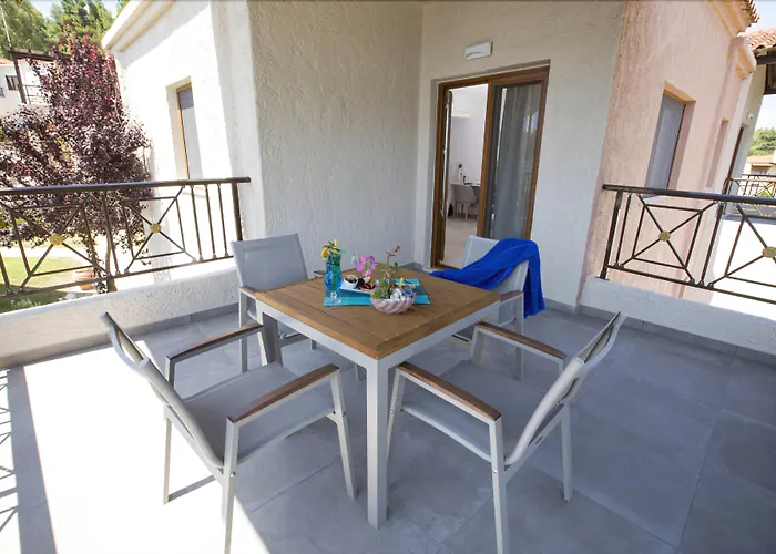 Otel Elani Bay Siviri