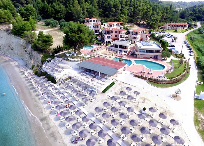 Elani Bay Otel 4*