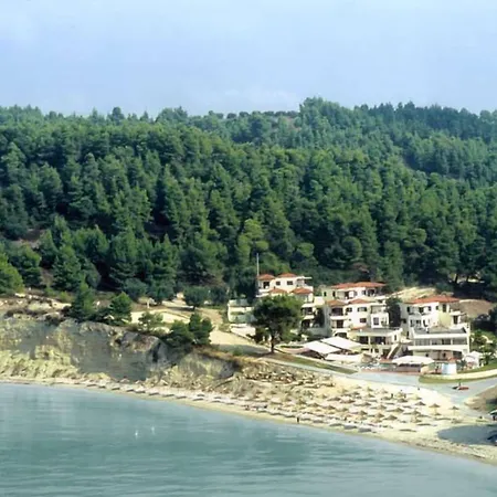 Elani Bay فندق 4*